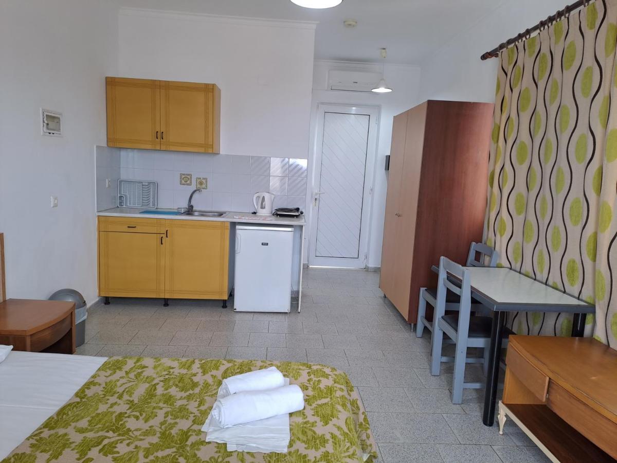 Haridimos Apartments Tavronitis Buitenkant foto