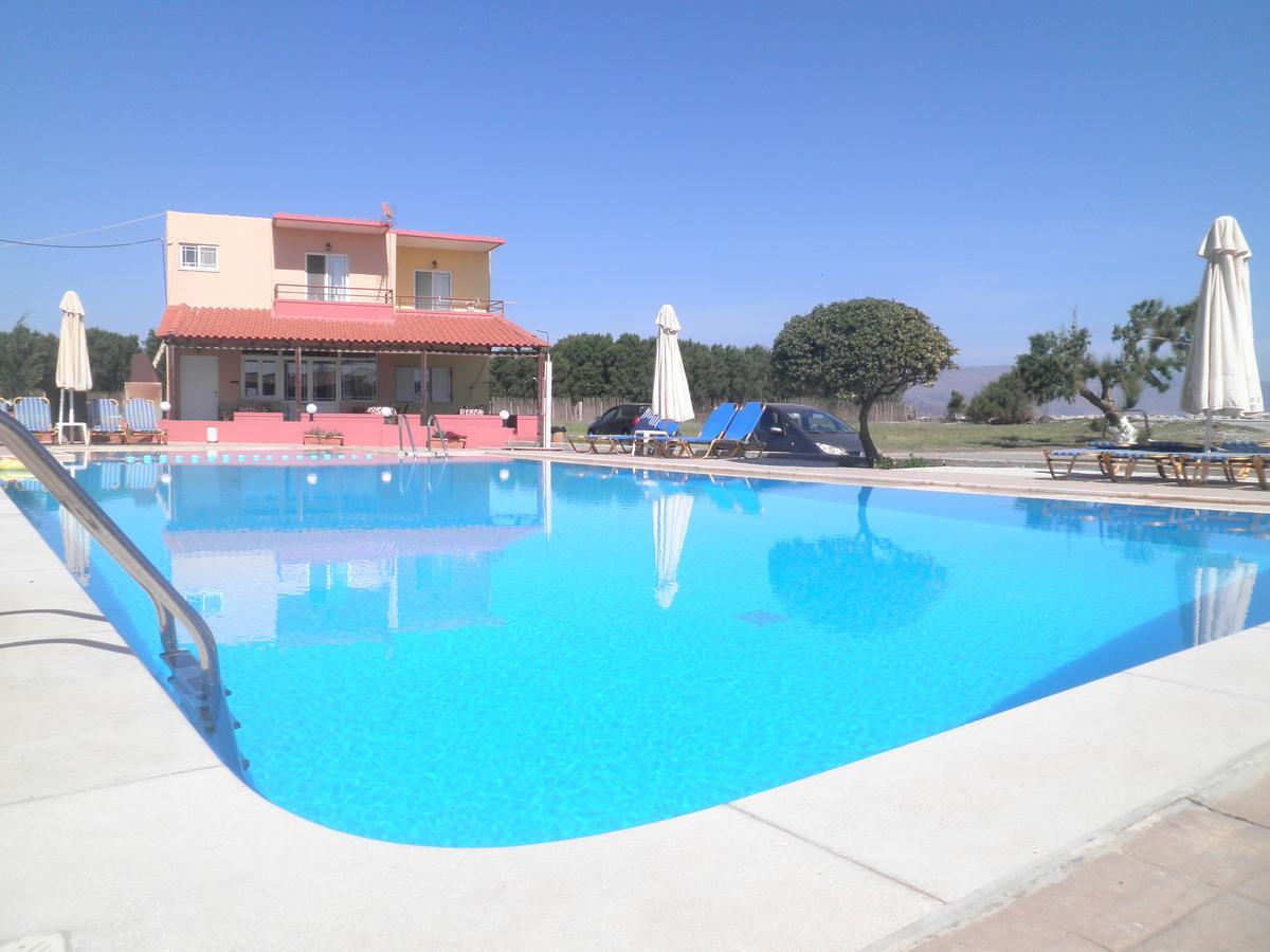 Haridimos Apartments Tavronitis Buitenkant foto