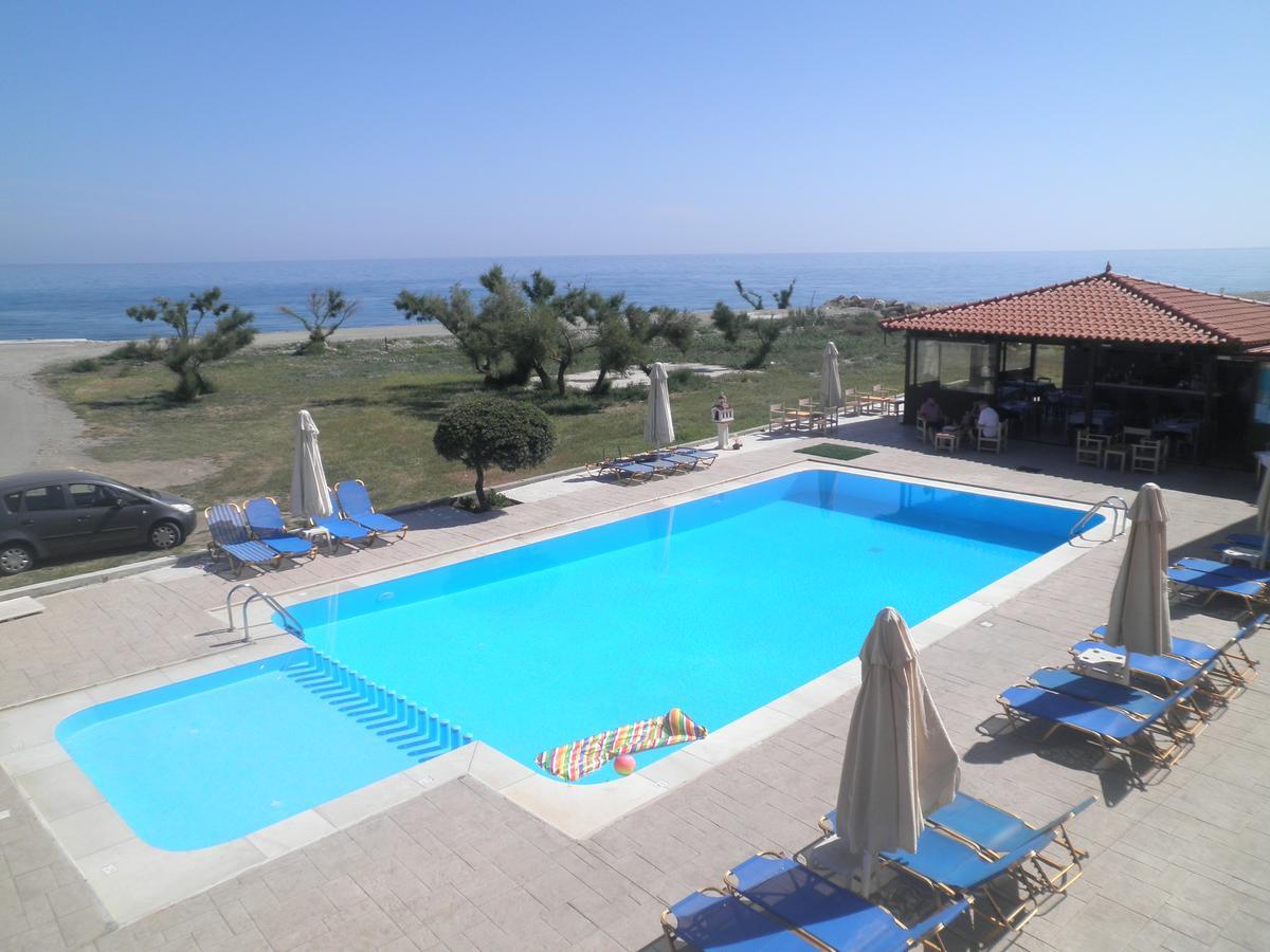 Haridimos Apartments Tavronitis Buitenkant foto