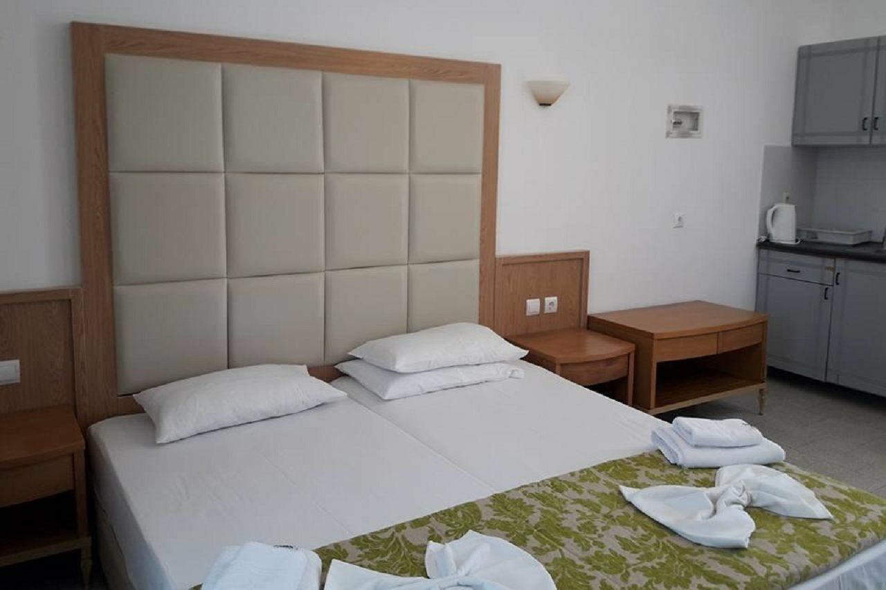 Haridimos Apartments Tavronitis Buitenkant foto